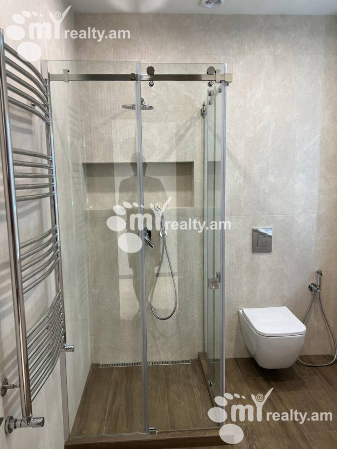 3 սենյականոց բնակարան վարձով Սայաթ-Նովայի պող, Կենտրոն Երևան, 158181