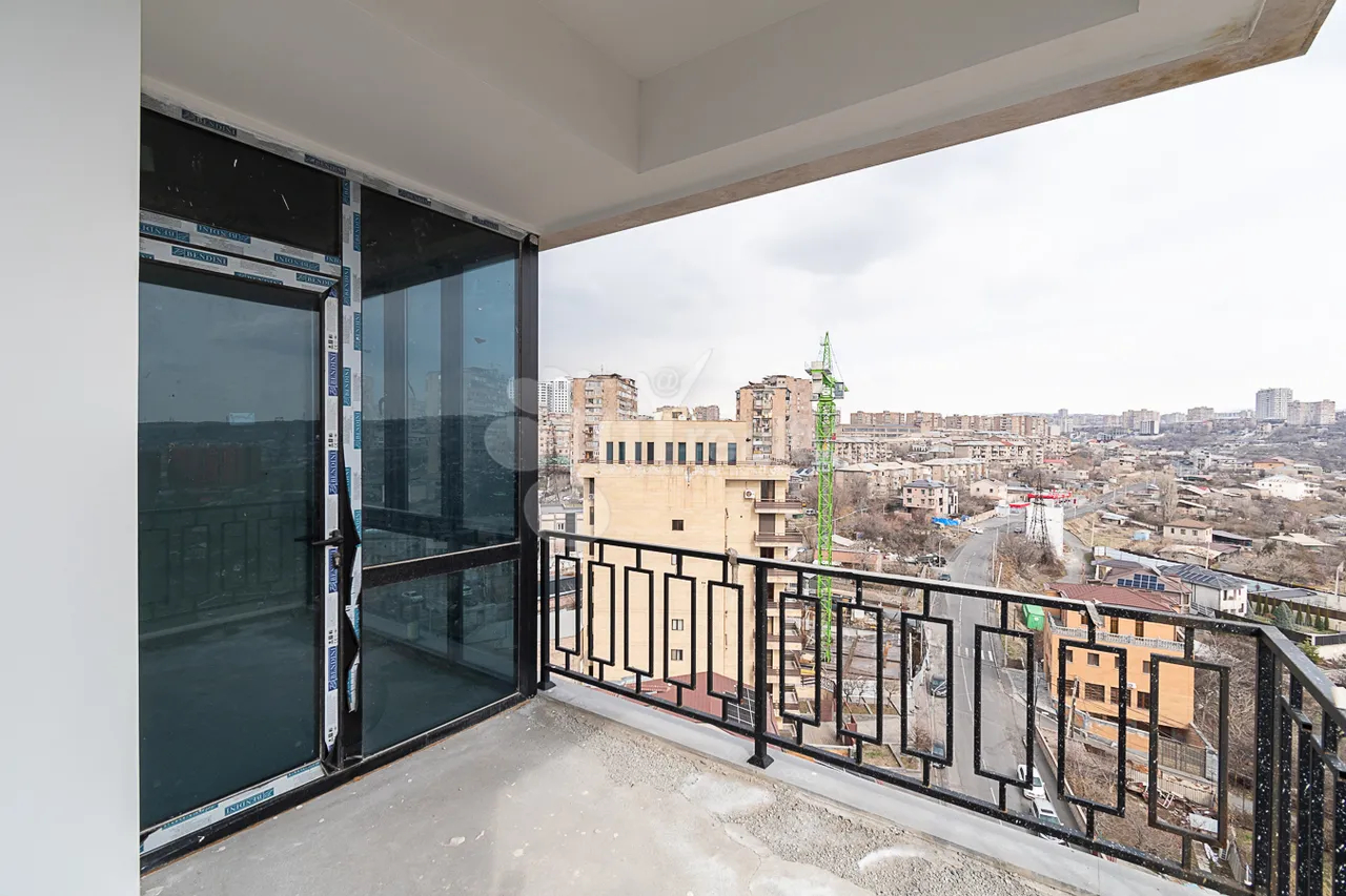 Купить 3 комнатную квартиру Гогол ул., Канакер-Зейтун Ереван, 159666