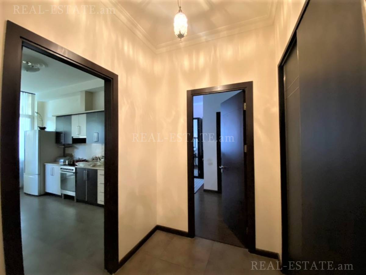 4 bedroom apartment for sale Aram St, Center Yerevan, 121421