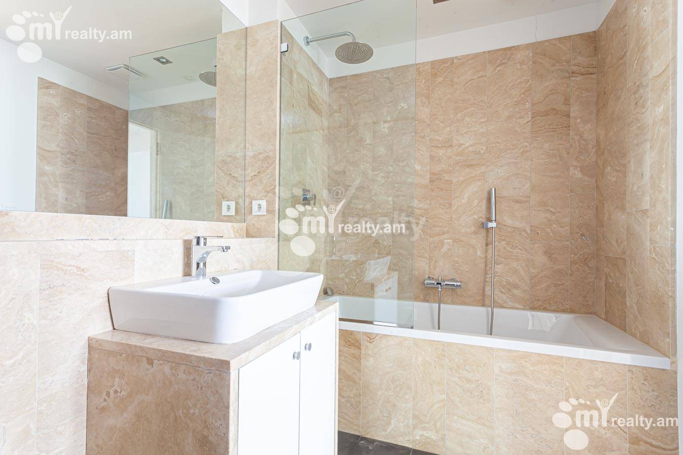 5 bedroom apartment for sale خیابان مامیکونیانتس کوچه, عربگیر ایروان, 155378