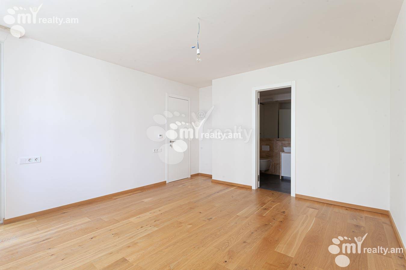 5 bedroom apartment for sale خیابان مامیکونیانتس کوچه, عربگیر ایروان, 155378