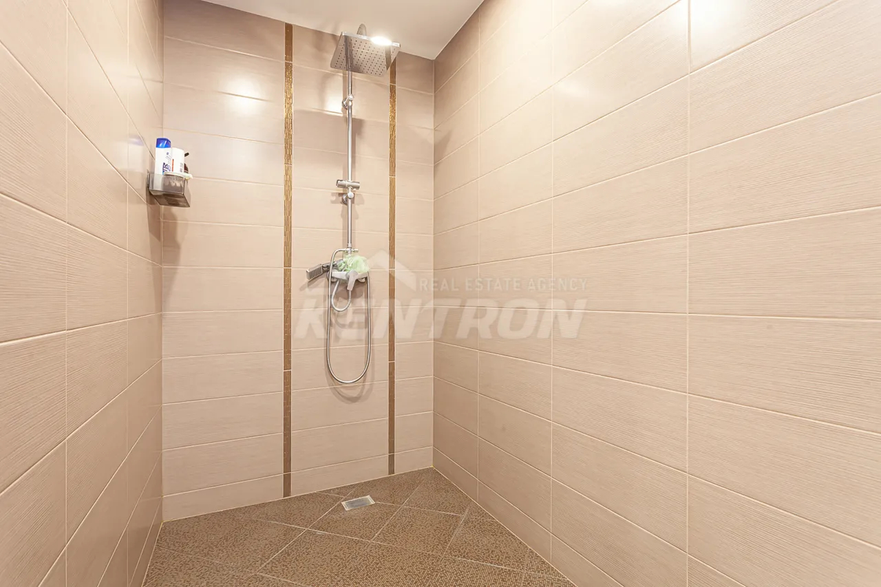5 bedroom apartment for sale V.Vagharshyan St, Arabkir Yerevan, 159689
