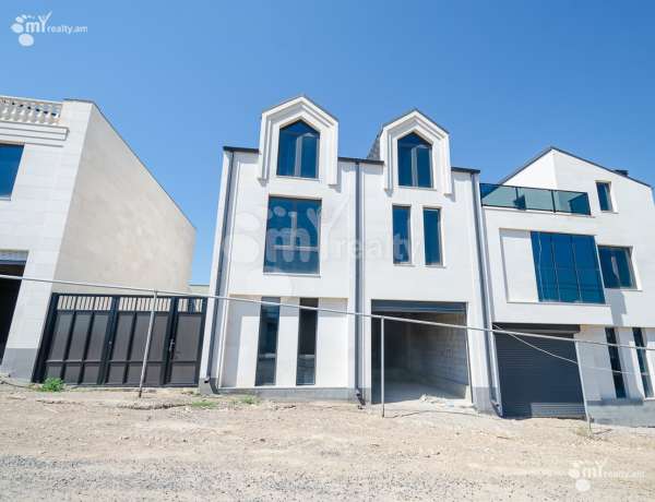 arandznatun-vacharq-Yerevan-Avan