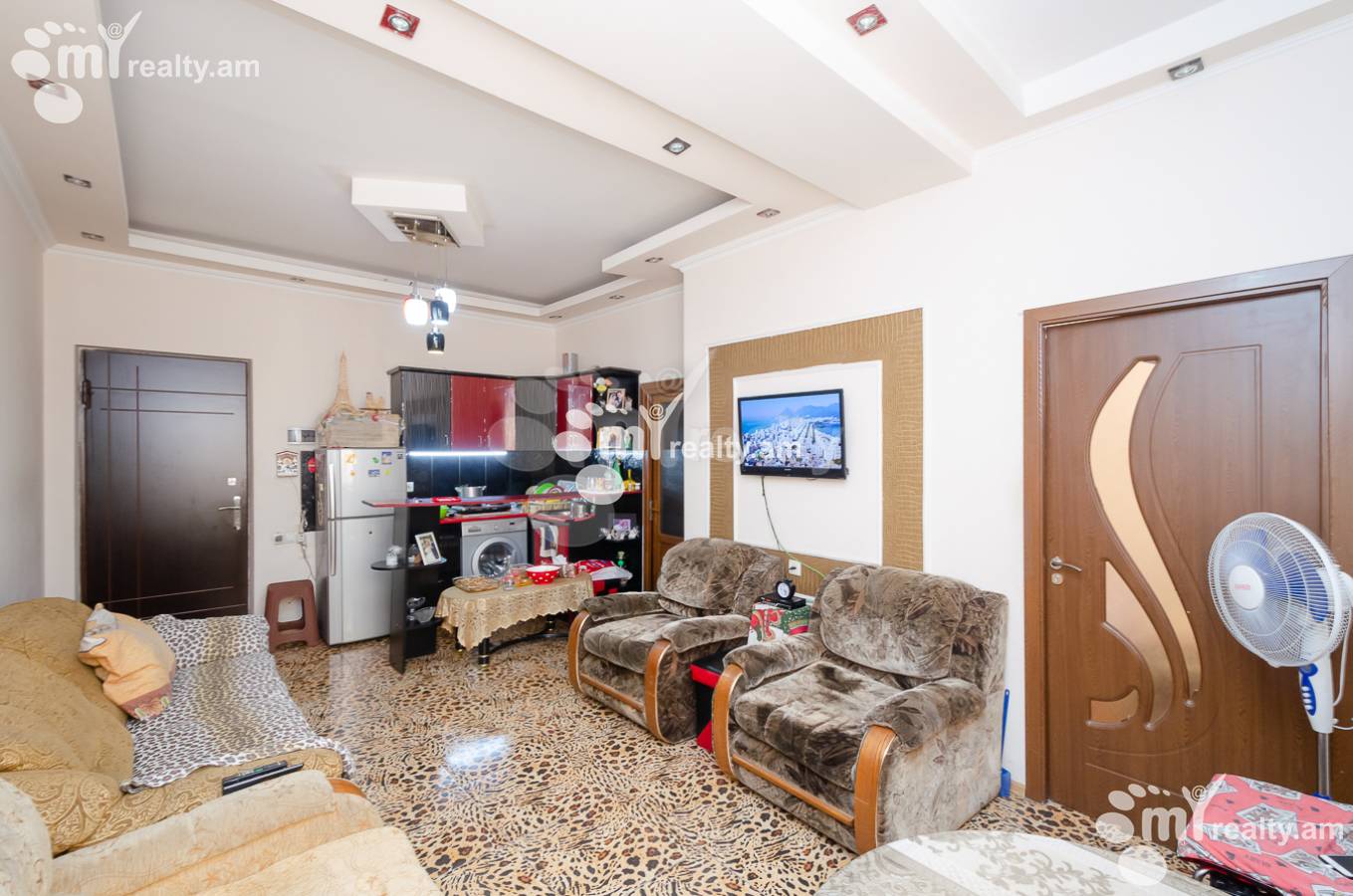 2 սենյականոց բնակարան  Ե. Քոչար փող, Կենտրոն Երևան, 151484