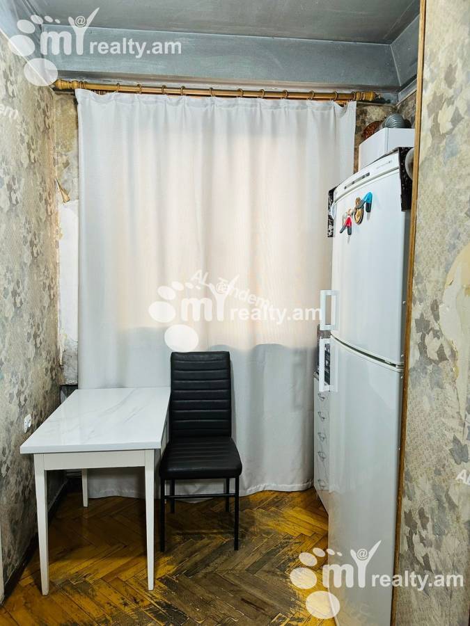 2 սենյականոց բնակարան  Ա. Խաչատրյան փող, Արաբկիր Երևան, 124635