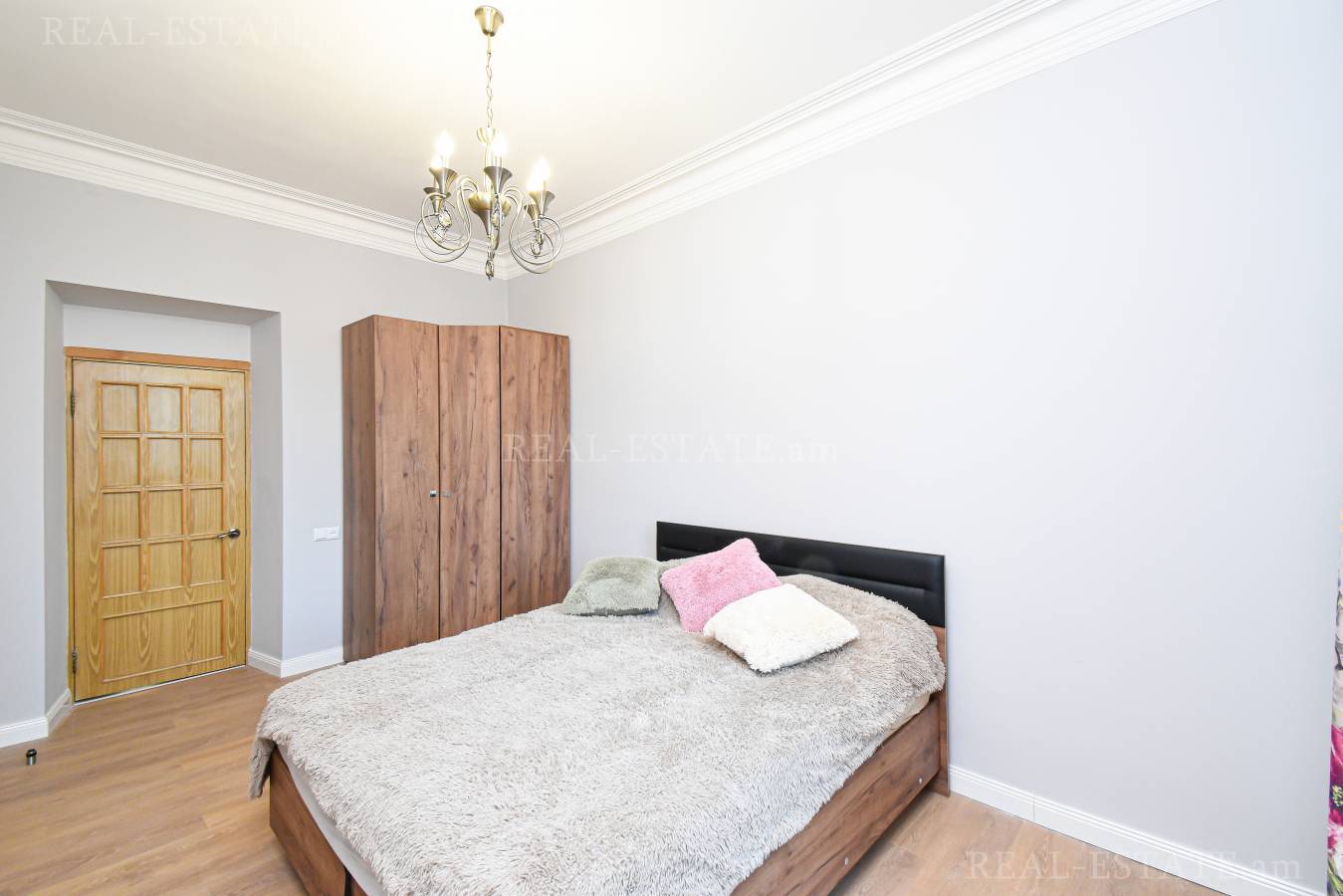 2 bedroom apartment for sale Baghramyan Ave (Kentron), Center Yerevan, 125820