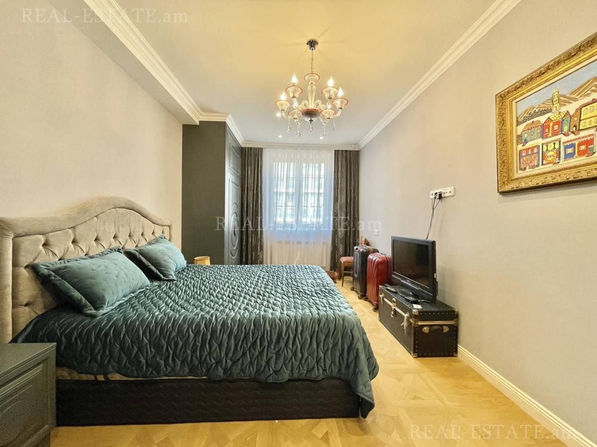 4 bedroom apartment for sale خیابان آرام, مرکز شهر ایروان, 112955