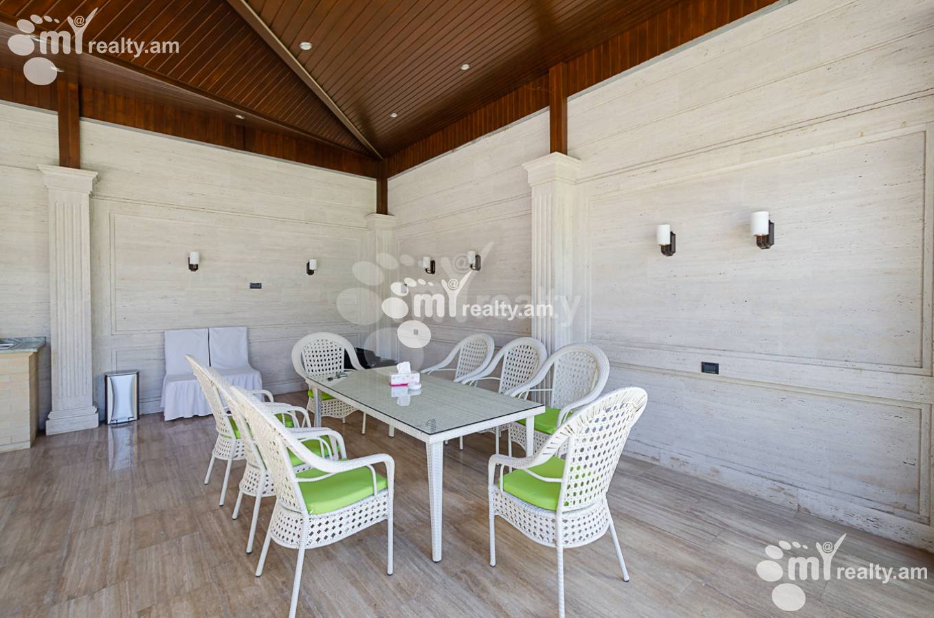 Купить дом Паронян ул, Центр Ереван, 149017