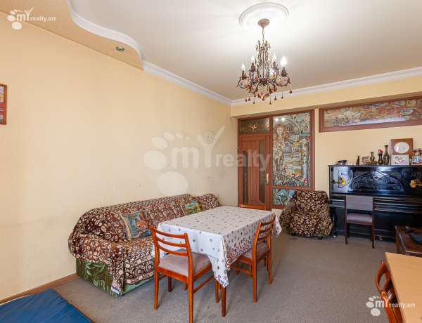 3-senyakanoc-bnakaran-vacharq-Yerevan-Center