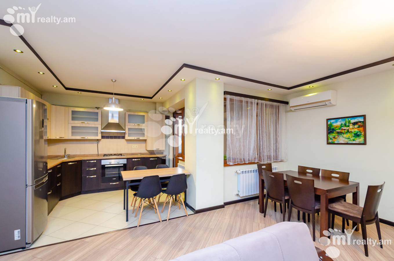 3 սենյականոց բնակարան  Կոմիտասի պող, Արաբկիր Երևան, 144048