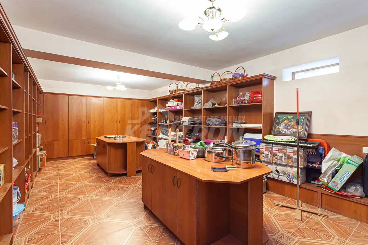 House for sale خیابان پیرومیان, داوتاشِن ایروان, 157261