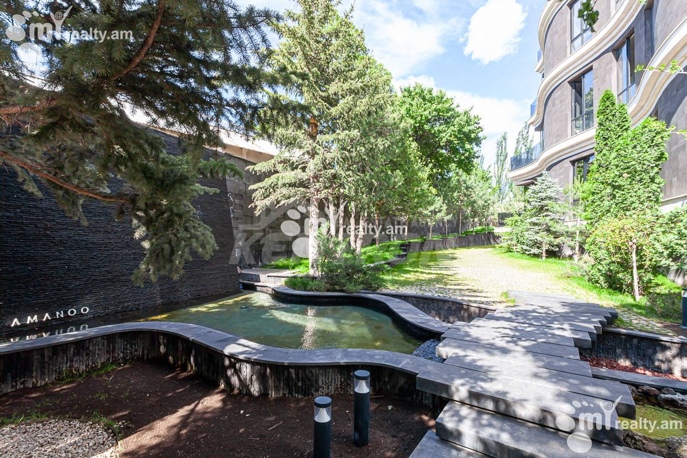 3 սենյականոց բնակարան  Գ. Հովսեփյան փող, Նորք-Մարաշ Երևան, 155575