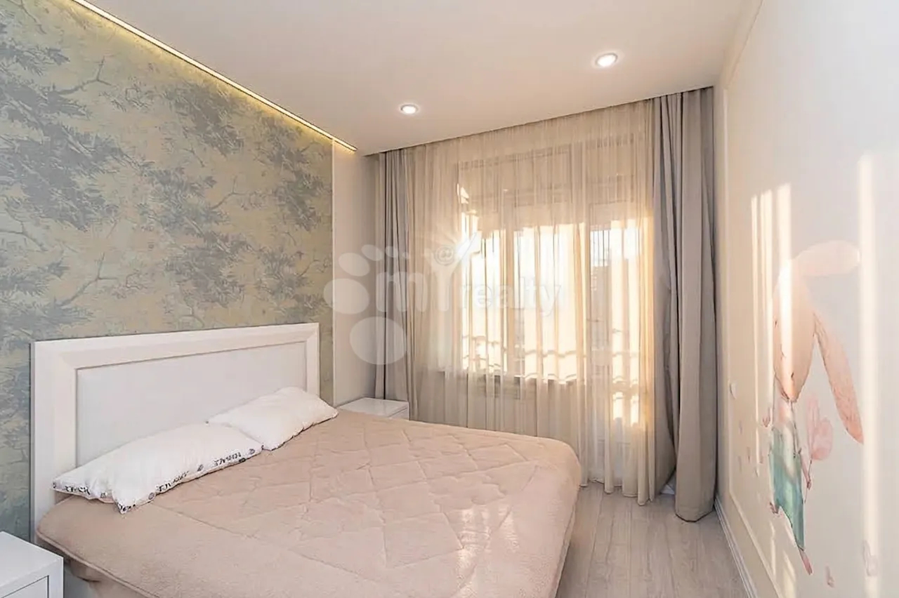 5 bedroom apartment for sale Tsitsernakaberd Highway, Center Yerevan, 161498