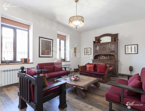 arandznatun-vacharq-Yerevan-Center