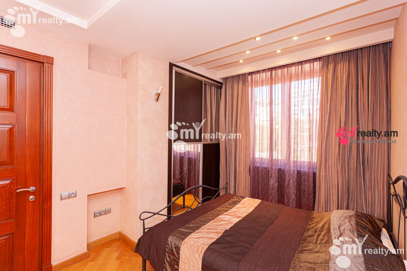 4 սենյականոց բնակարան  Սարմենի փող, Կենտրոն Երևան, 134369