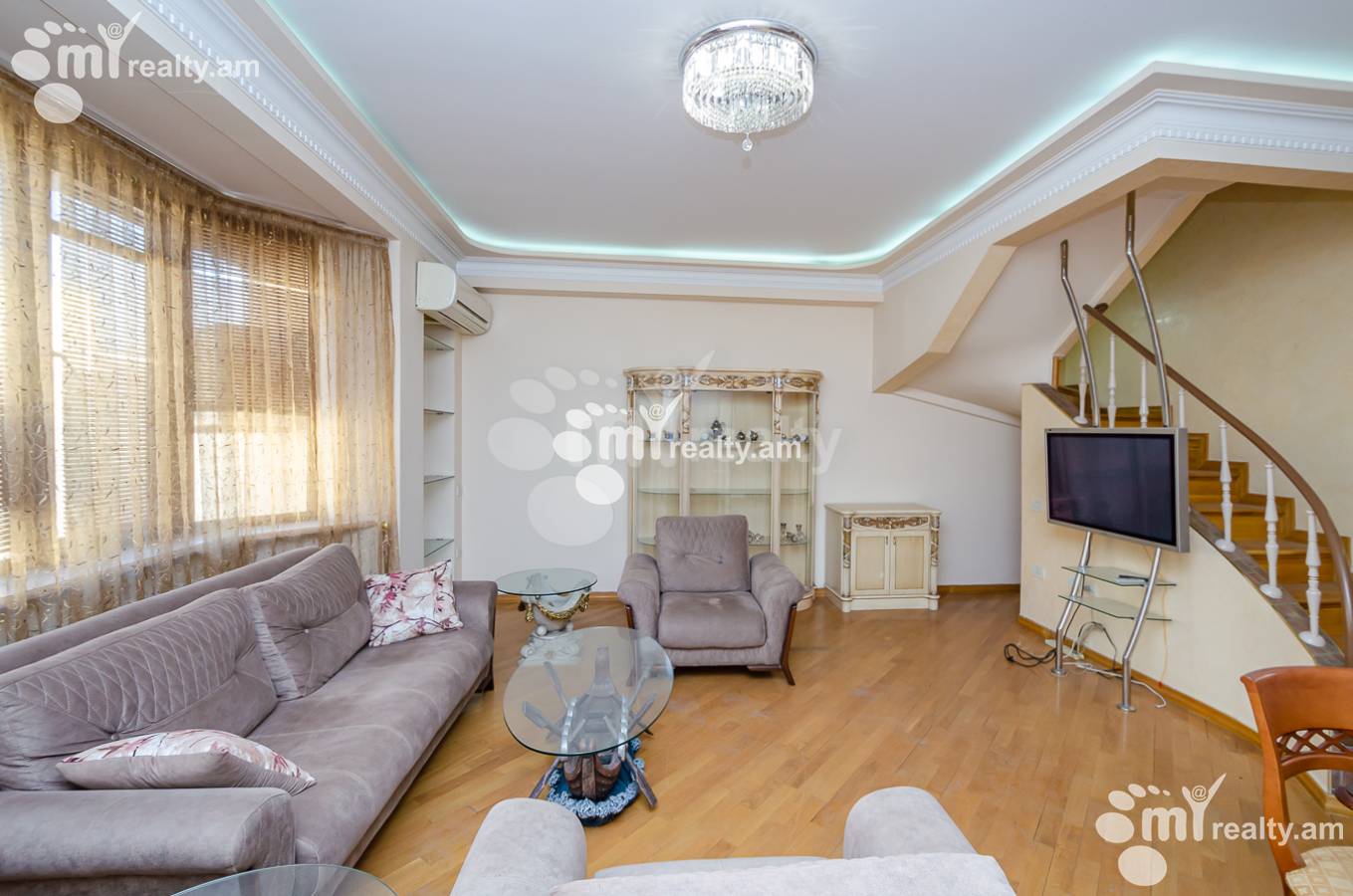 Снять 4 комнатную квартиру Закян ул, Центр Ереван, 154259