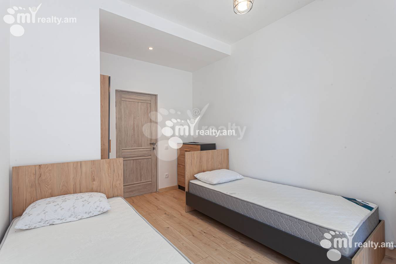 3 bedroom apartment for rent Aghbyur Serob St, Arabkir Yerevan, 155943