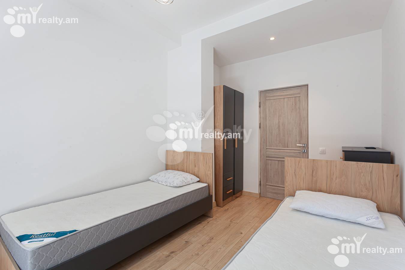 3 bedroom apartment for rent Aghbyur Serob St, Arabkir Yerevan, 155943