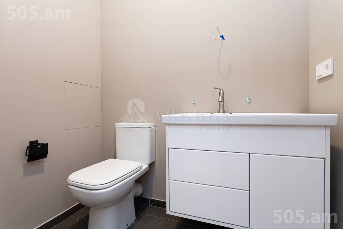 3 bedroom apartment for sale Aghbyur Serob St, Arabkir Yerevan, 152789