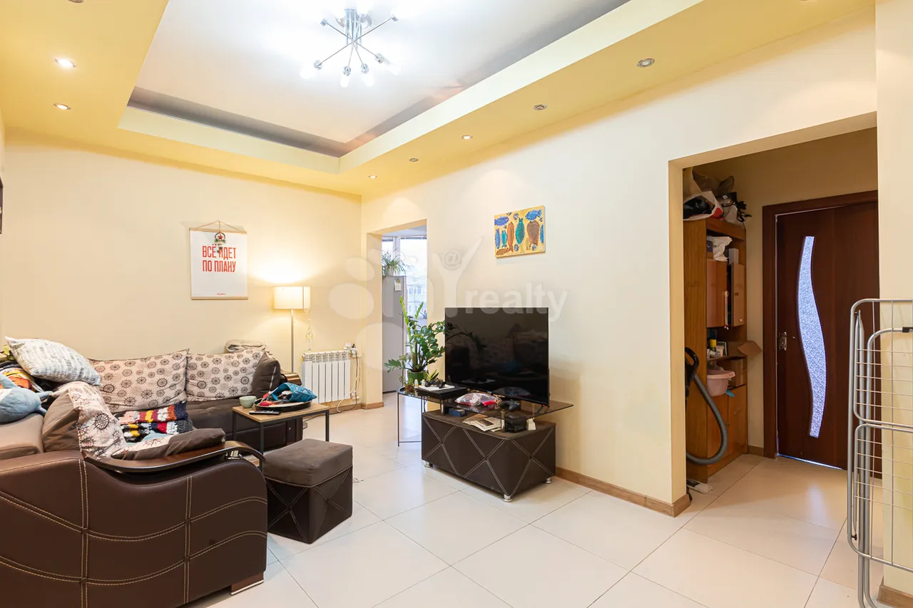 4 bedroom apartment for sale A. Avetisyan St, Arabkir Yerevan, 159612