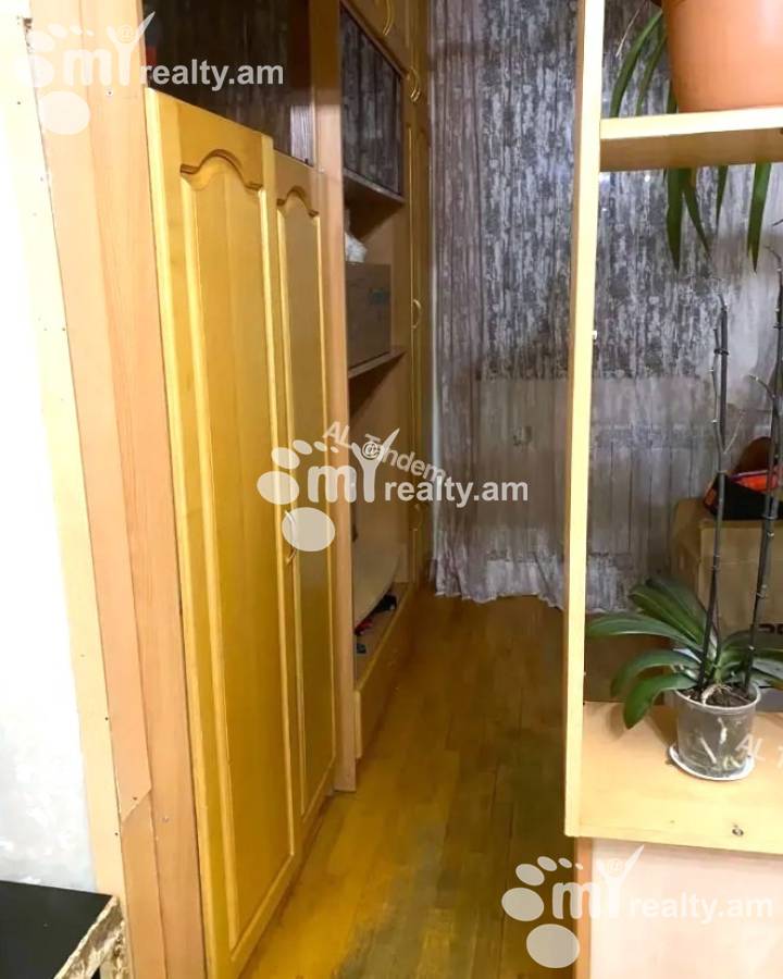 2 սենյականոց բնակարան  Ադոնց փող, Արաբկիր Երևան, 154018