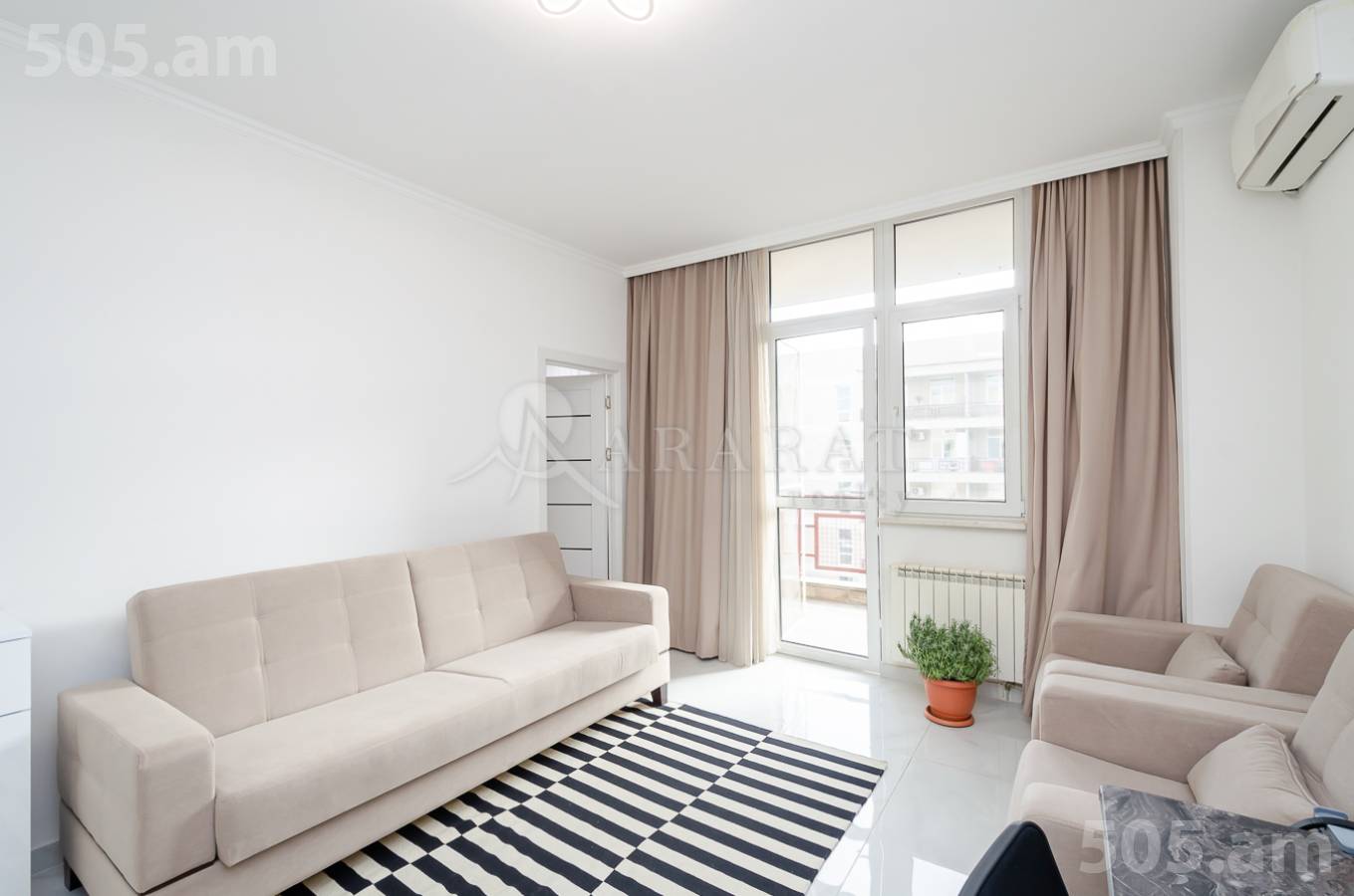 2 bedroom apartment for sale Rostom St, Center Yerevan, 154403