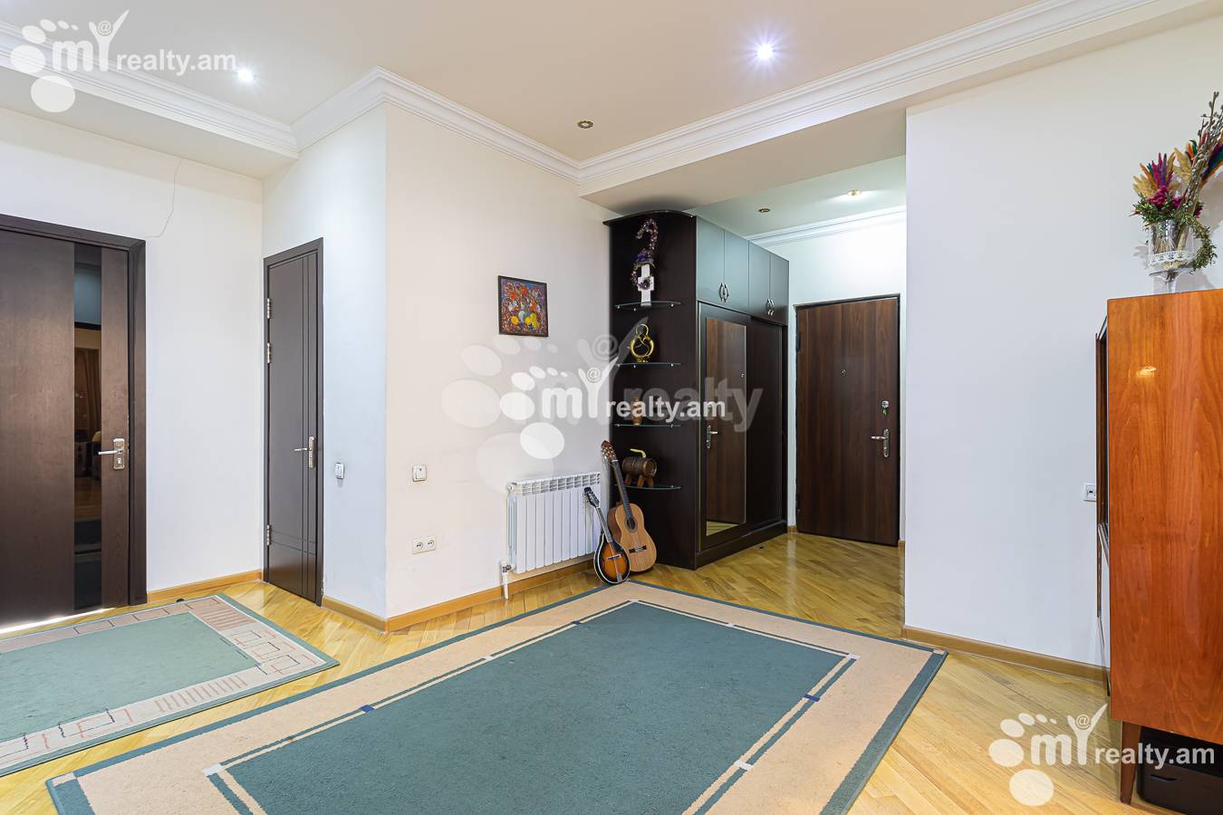 3 bedroom apartment for rent Buzand St, Center Yerevan, 156870