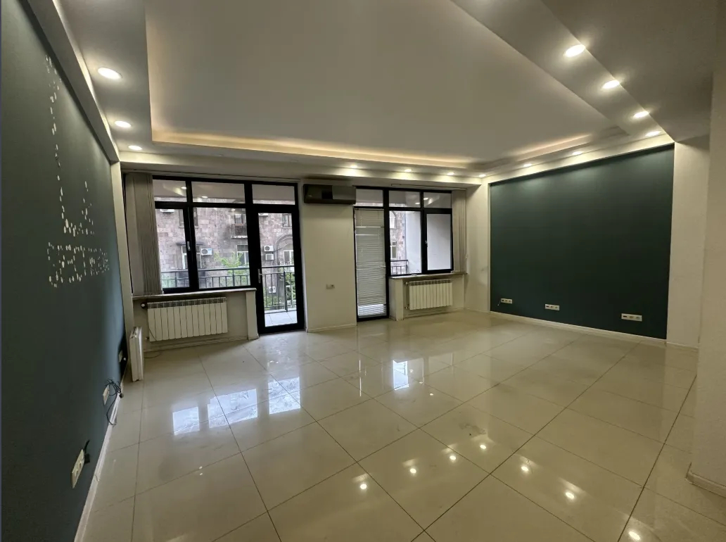 3 սենյականոց բնակարան  Վարդանանց փող, Կենտրոն Երևան, 159927