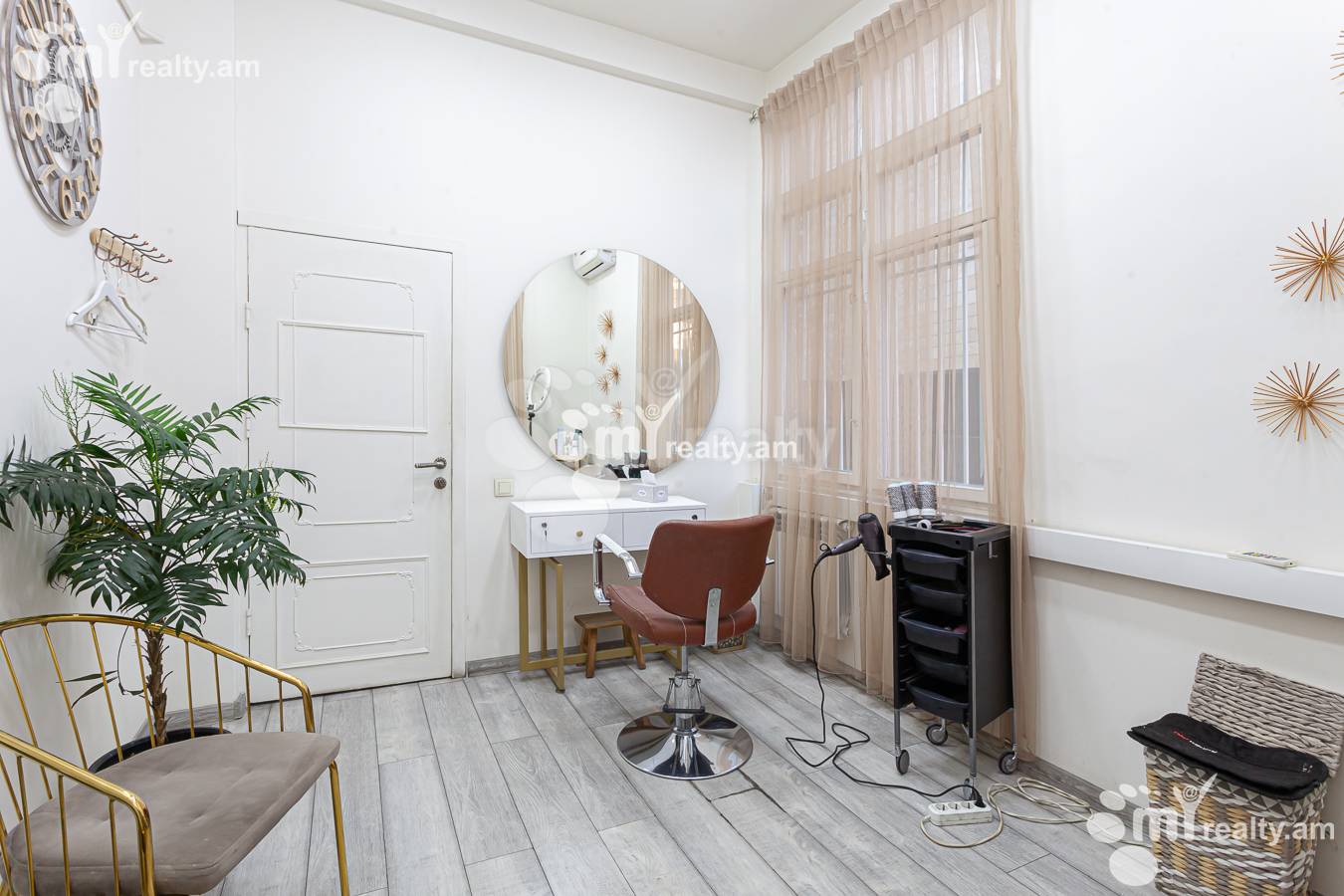 Կոմերցիոն տարածք  Տերյան փող, Կենտրոն Երևան, 155614