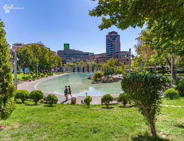 komercion-vacharq-Yerevan-Center