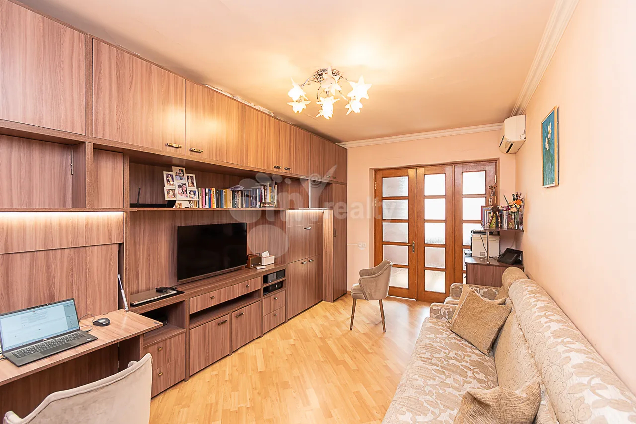2 bedroom apartment for sale Komitas Ave, Arabkir Yerevan, 161464