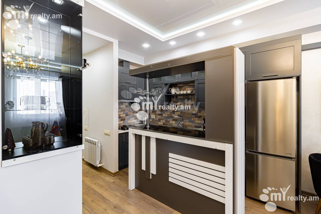 3 bedroom apartment for sale Antarayin St, Center Yerevan, 154190