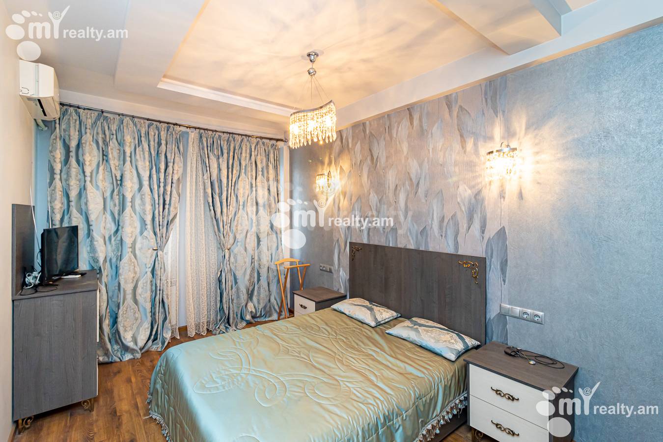 Снять 4 комнатную квартиру Анрапетутян ул, Центр Ереван, 151496
