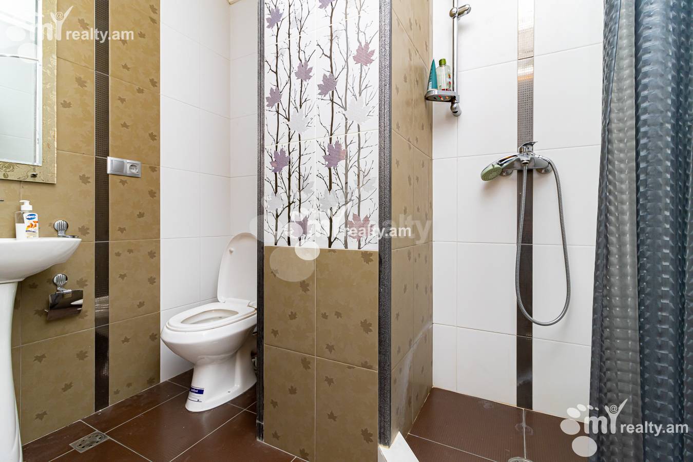 Снять 4 комнатную квартиру Анрапетутян ул, Центр Ереван, 151496