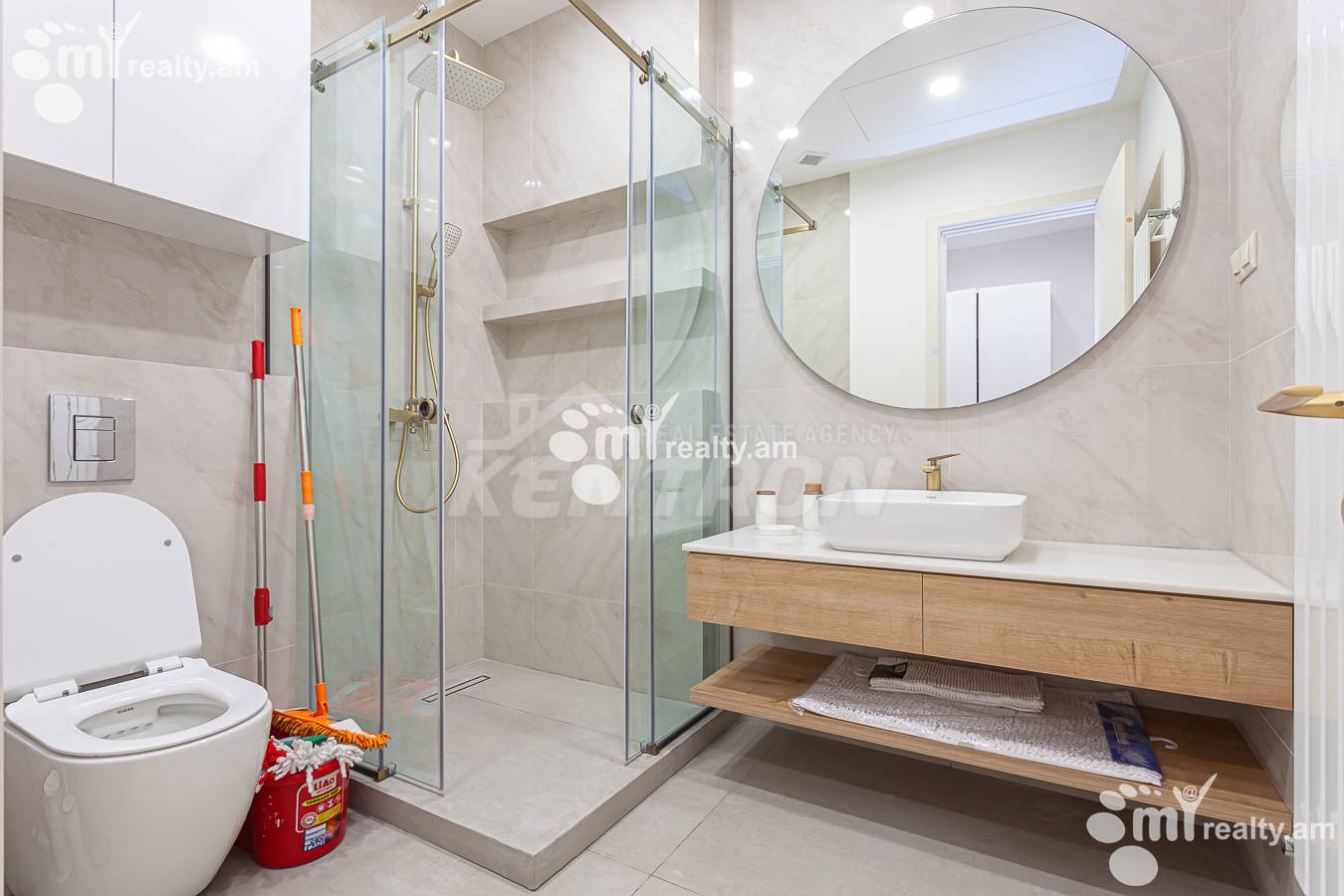 Снять 3 комнатную квартиру Антараин ул, Центр Ереван, 152300