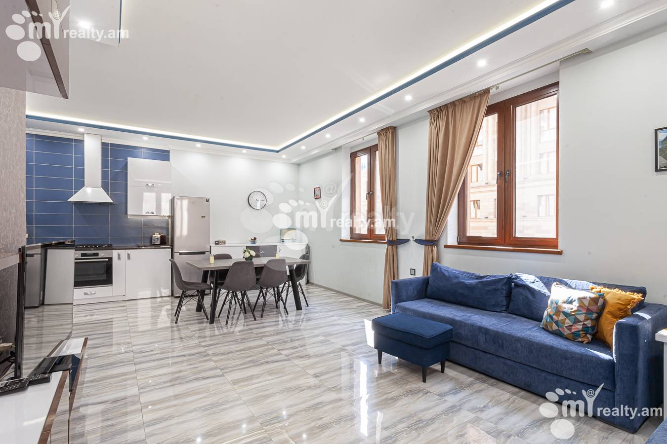 3 bedroom apartment for rent Amiryan St, Center Yerevan, 155460