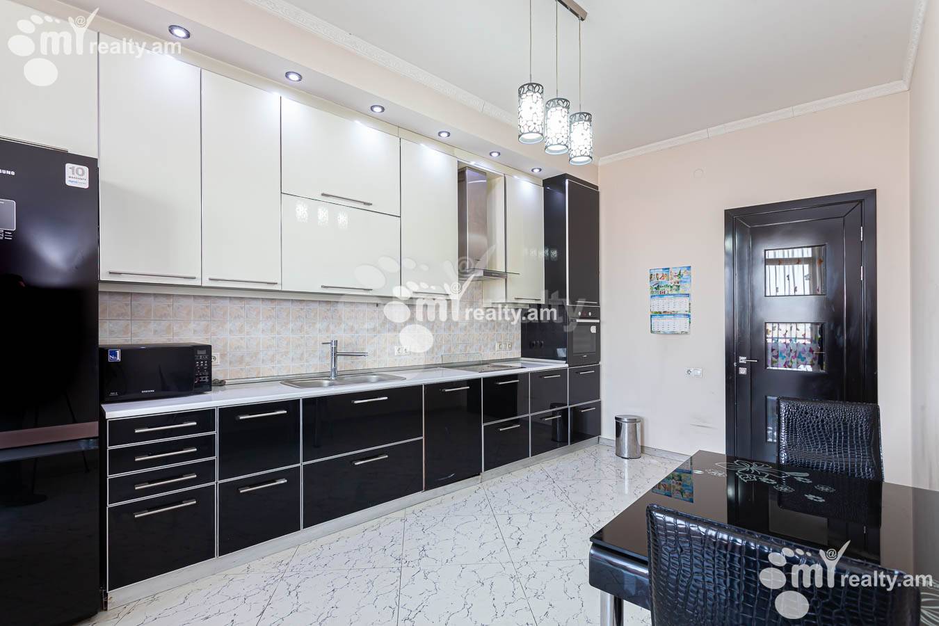4 bedroom apartment for sale Dzorap St, Center Yerevan, 138781