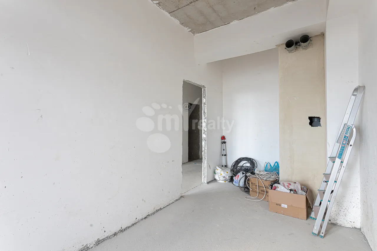 4 bedroom apartment for sale Antarayin St, Center Yerevan, 159778