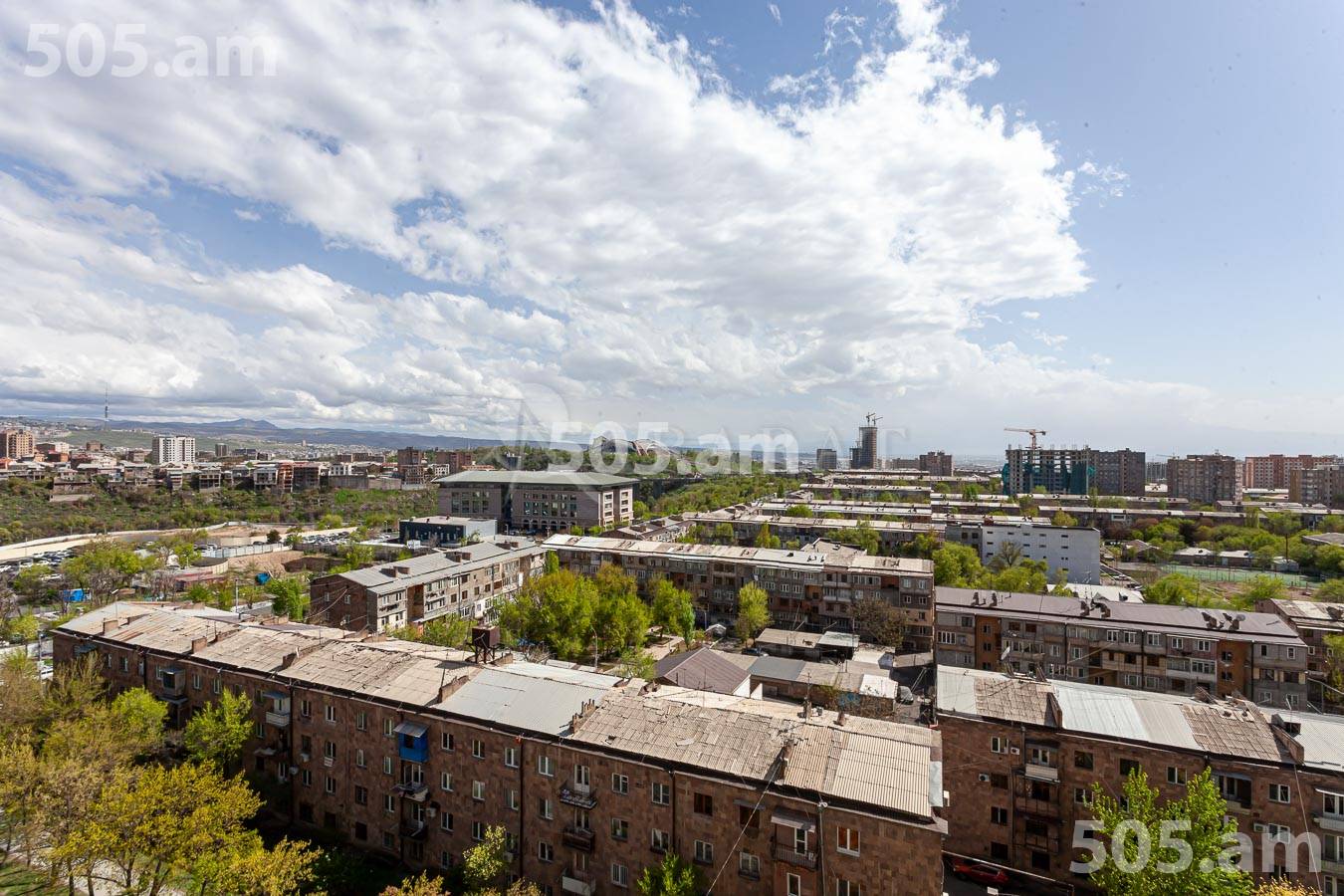 2 սենյականոց բնակարան  Աբելյան փող, Աջափնյակ Երևան, 155215