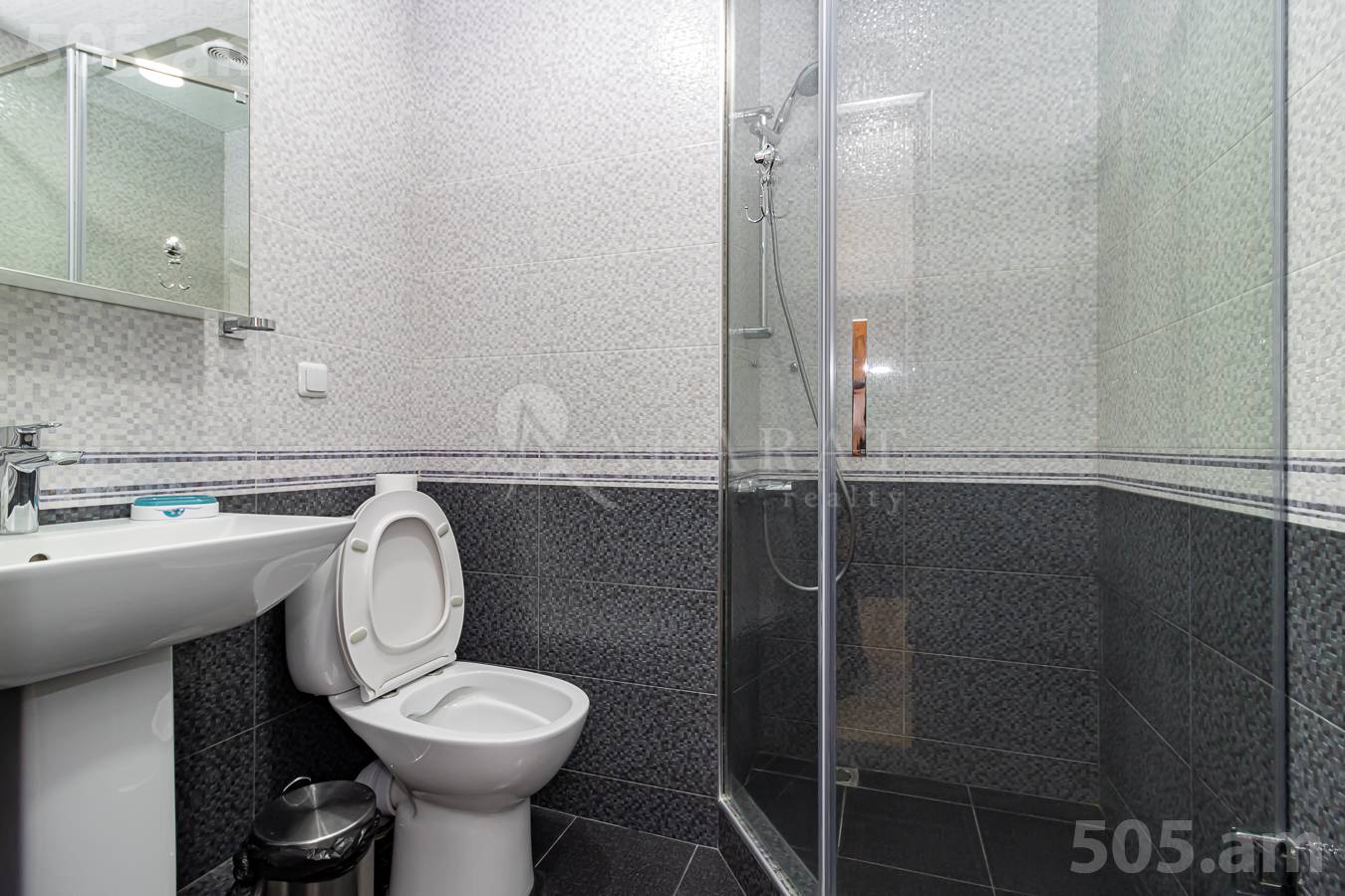 3 bedroom apartment for sale Pushkin St, Center Yerevan, 147636