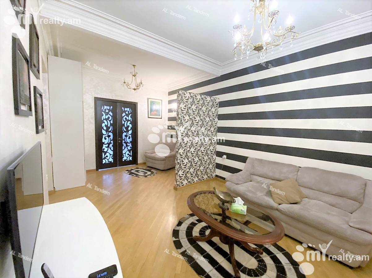 4 bedroom apartment for sale Nalbandyan St, Center Yerevan, 124001