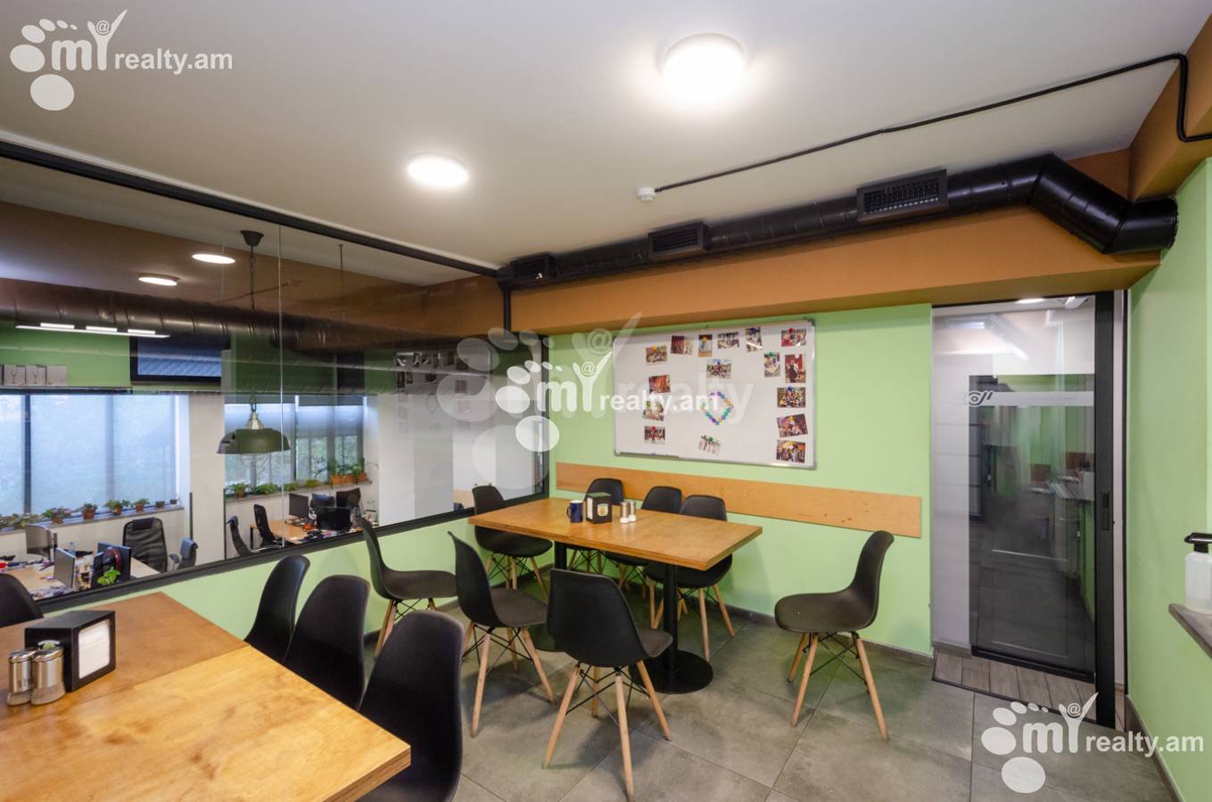 Снять коммерческoе помещение Орбели Ехбайрнери ул, Арабкир Ереван, 137098