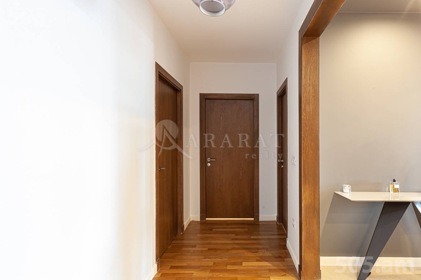 4 սենյականոց բնակարան  Անտառային փող, Կենտրոն Երևան, 154416