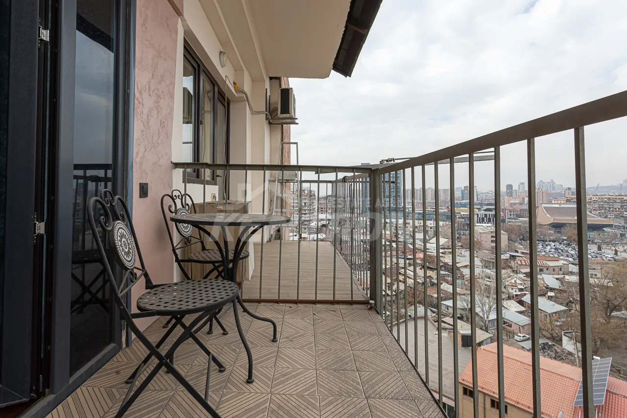 3 bedroom apartment for sale خیابان اِ. کوچار, مرکز شهر ایروان, 159485