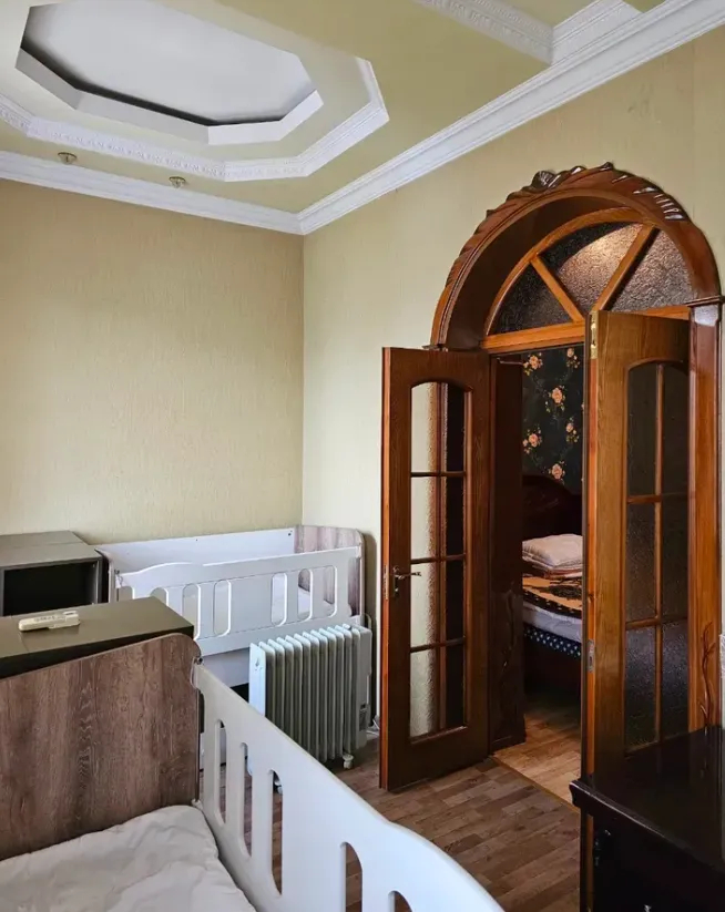 3 bedroom apartment for rent خیابان شیروانزاد, عربگیر ایروان, 159594