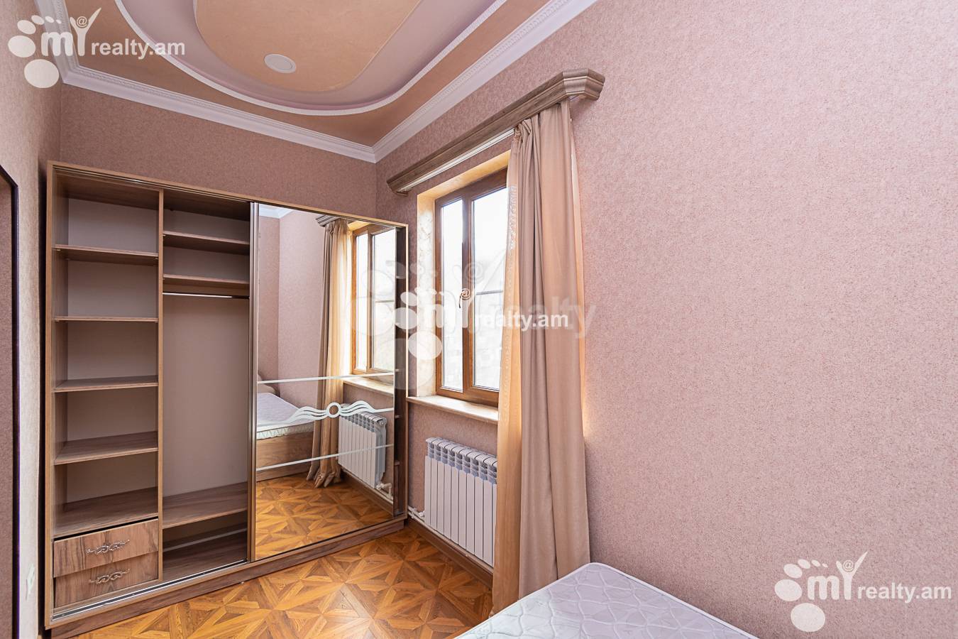 3 bedroom apartment for sale Kievyan St, Arabkir Yerevan, 136744