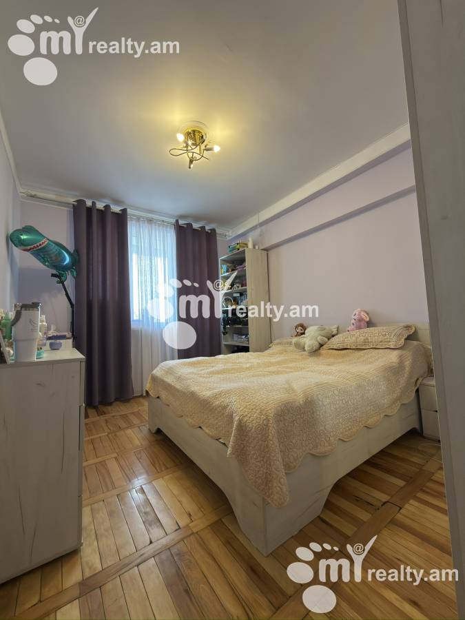 3 սենյականոց բնակարան  Թումանյան փող, Կենտրոն Երևան, 159688