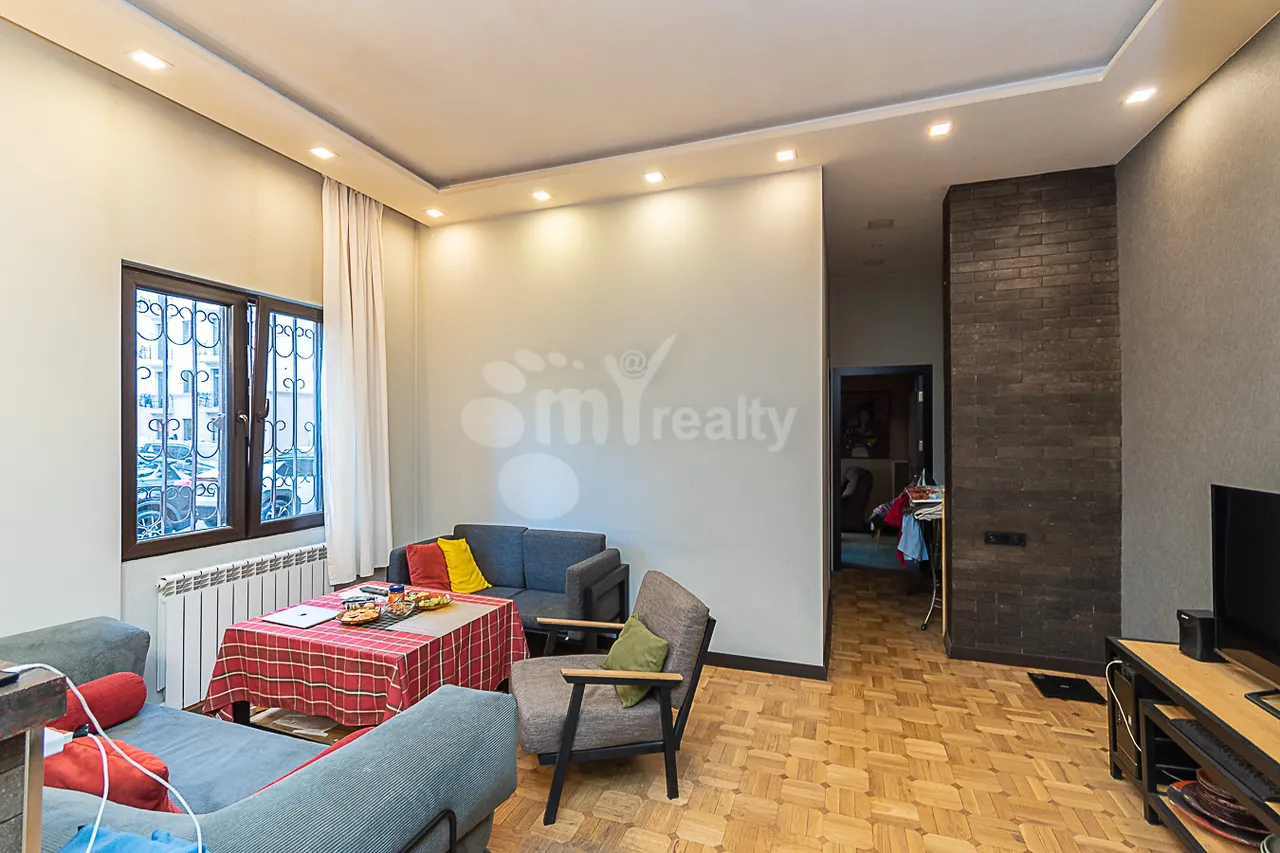 4 bedroom apartment for sale Aghayan St, Center Yerevan, 161574