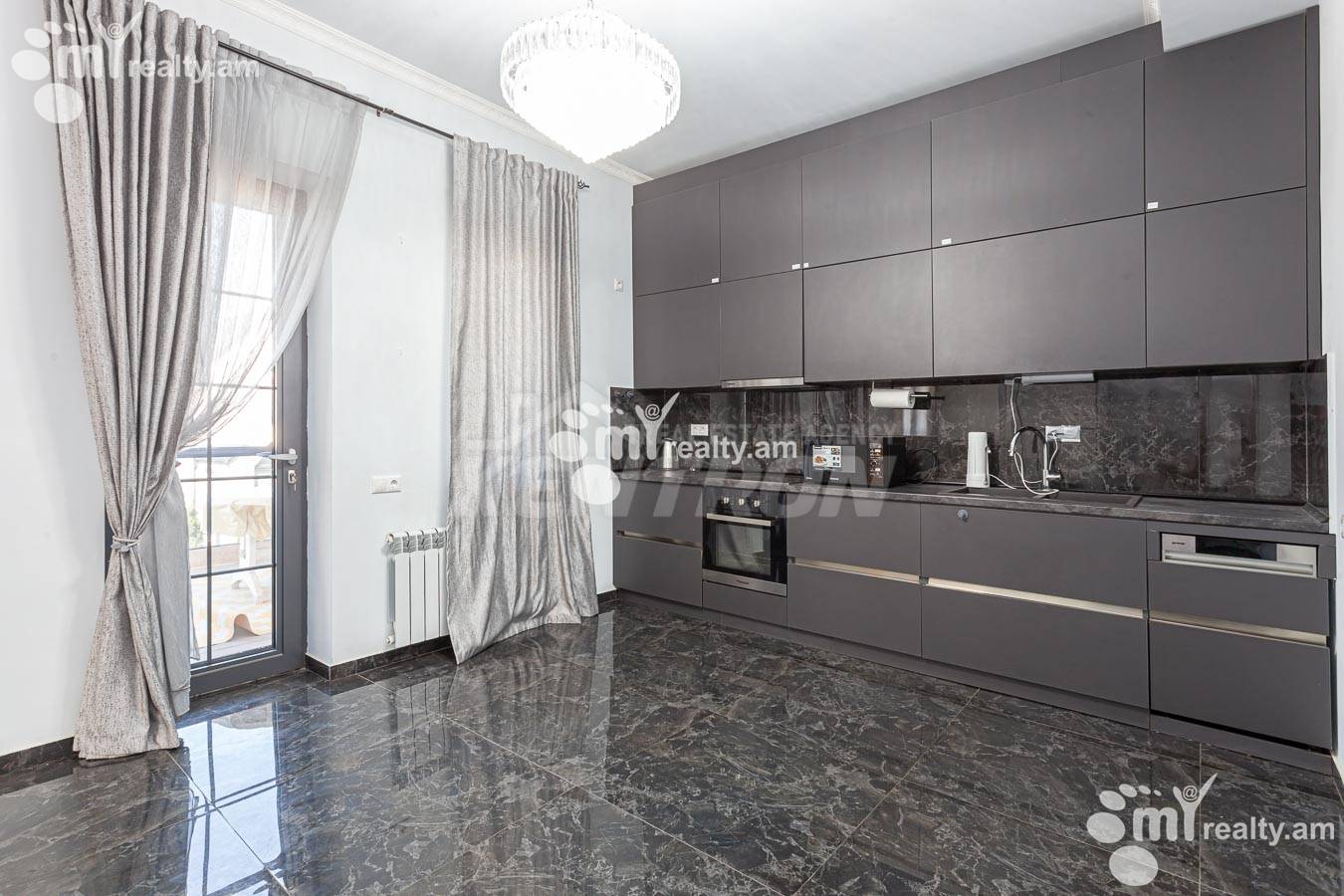 House for sale ناحیه V.., واهاگنی ایروان, 155104