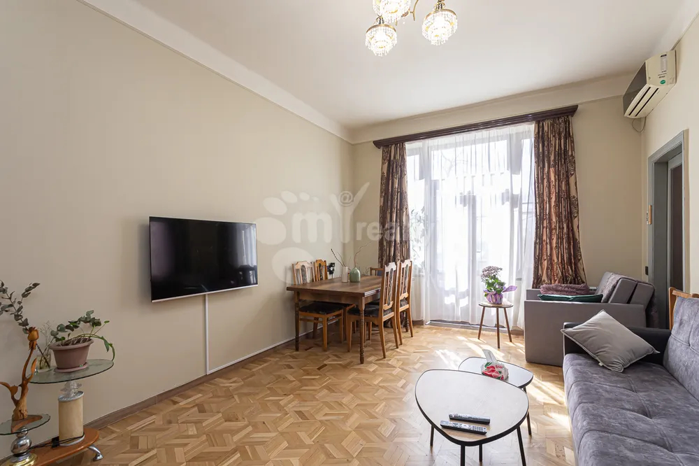 3-senyakanoc-bnakaran-vacharq-Yerevan-Arabkir